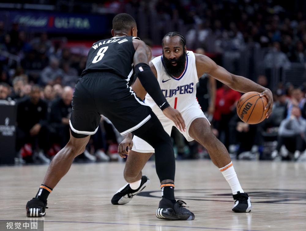 富勒姆簽下阿賈克斯新星後衛貝西！.